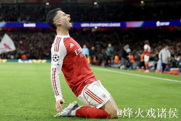 马丁内利达成连续5场欧冠破门壮举，自99-00赛季亨利后再现