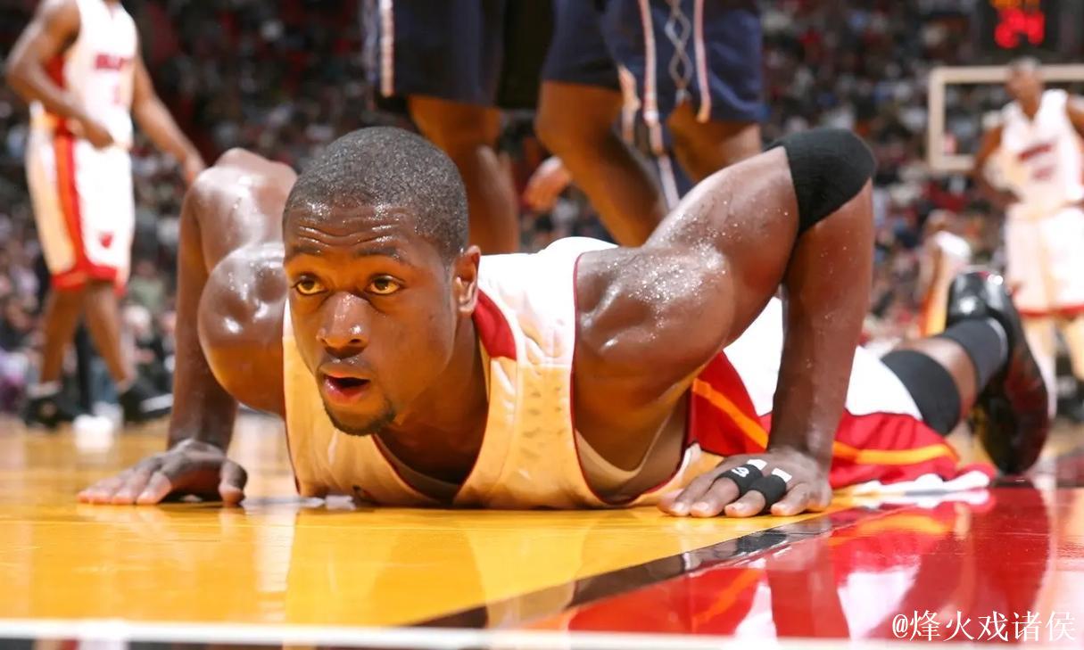 韦德:SGA造犯规体现顶级球员掌控比赛的能力 韦德:SGA造犯规体现顶级球员掌控比赛的能力